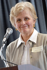 Picture of Professor Karen Sutherland.