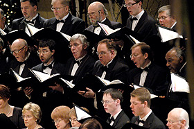 Picture of choir in concert