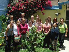 Picture of students and faculty in Chiapas
