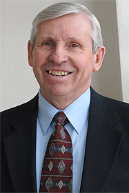 Picture of Professor Ken Erickson.